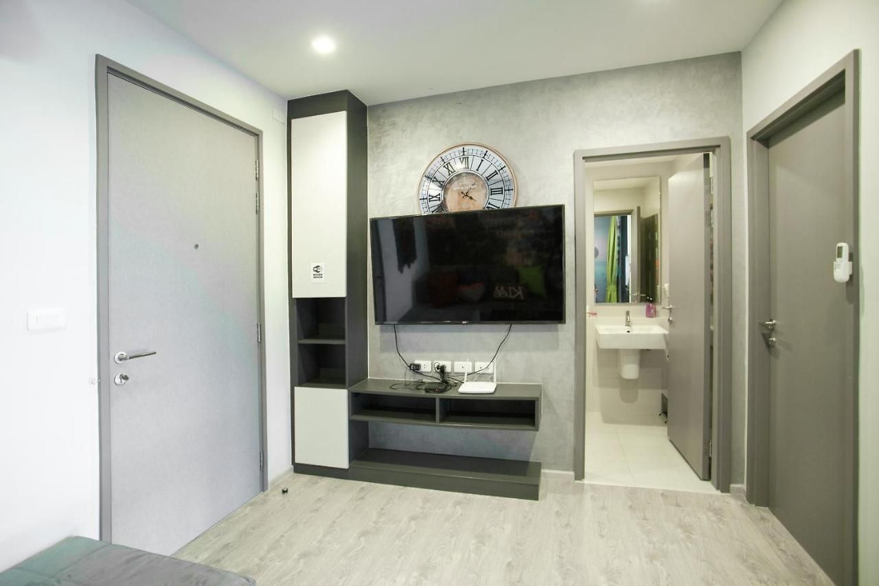 The Base Deluxe * Pattaya