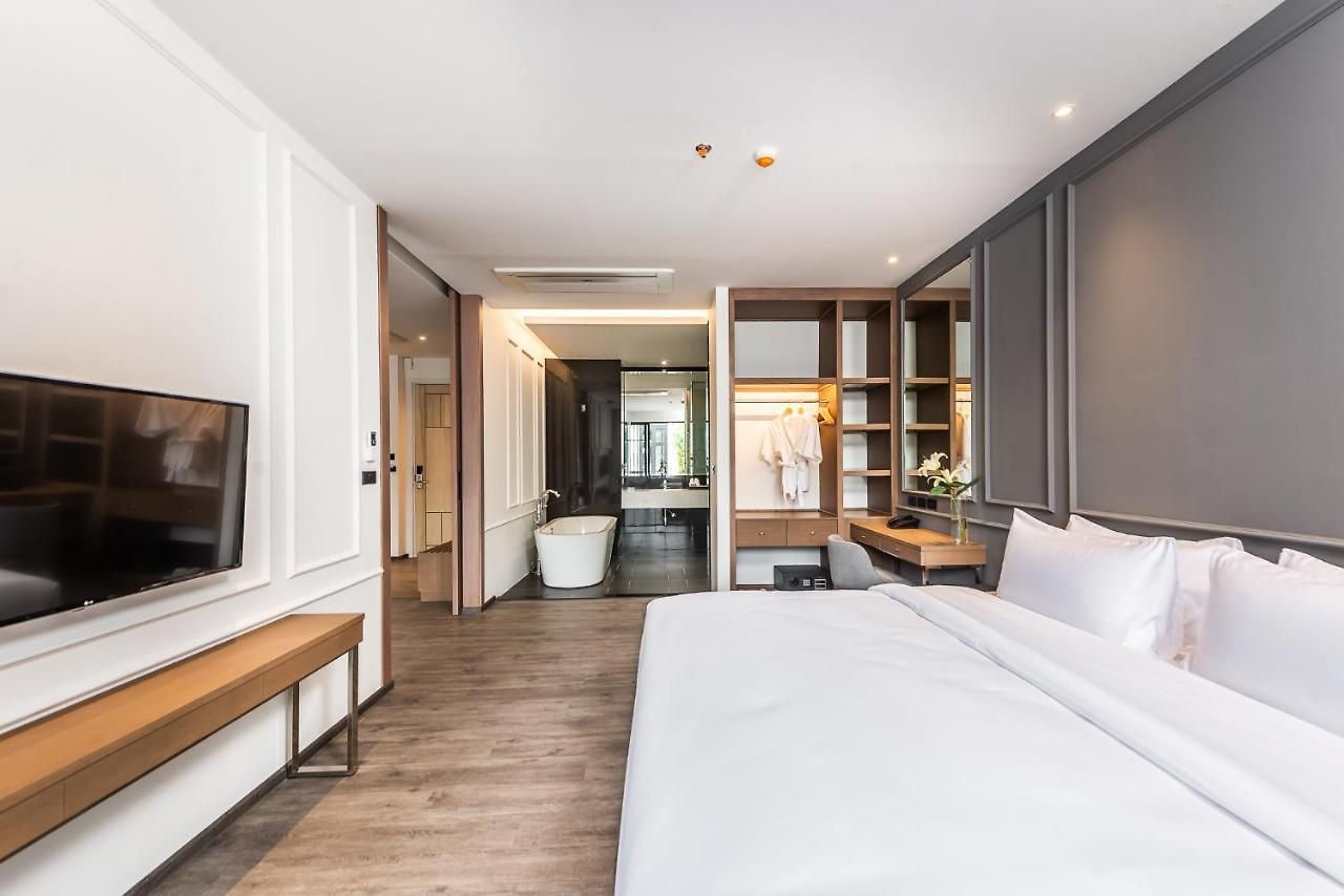 โรงแรม One Patio - Sha Extra