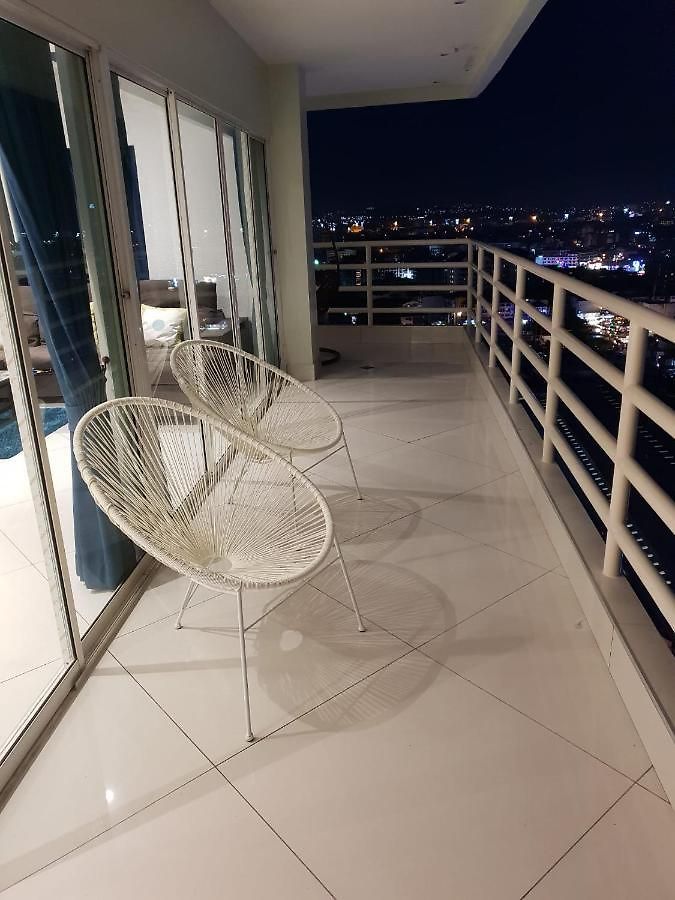 Vtsix At View Talay 6 โรงแรม Pattaya