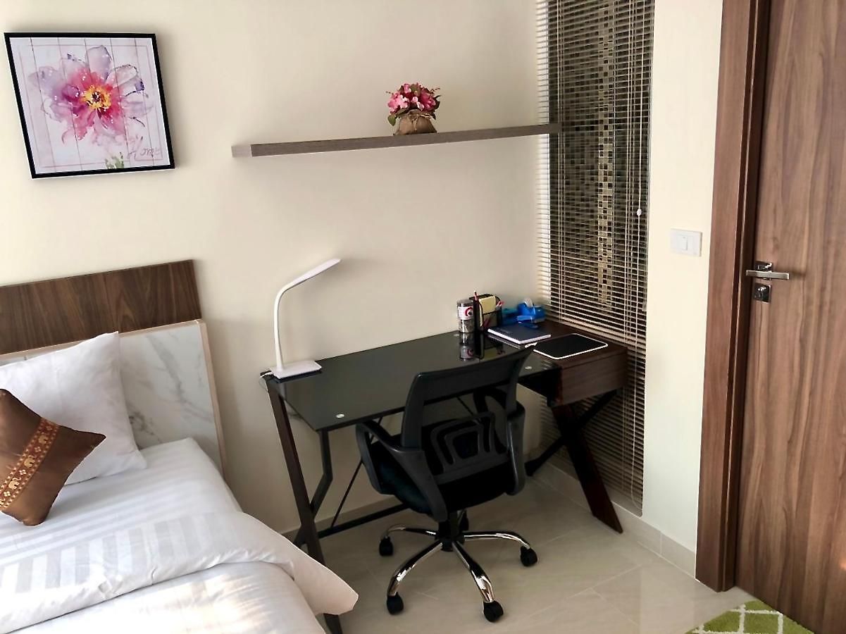 Apartment Luxury Business Suits In Grand Avenue By Estates *