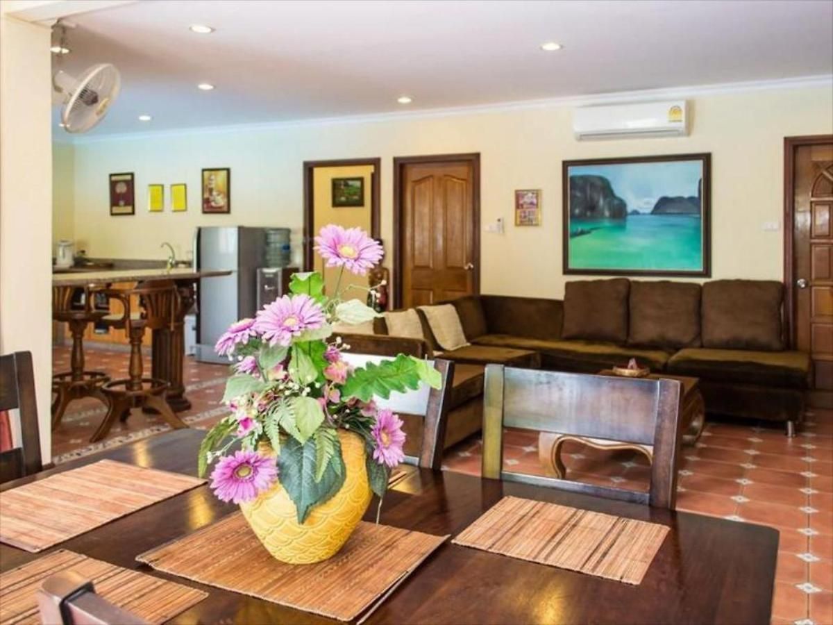 Viewbor - House Walking Street 4 Bedrooms วิลล่า Pattaya