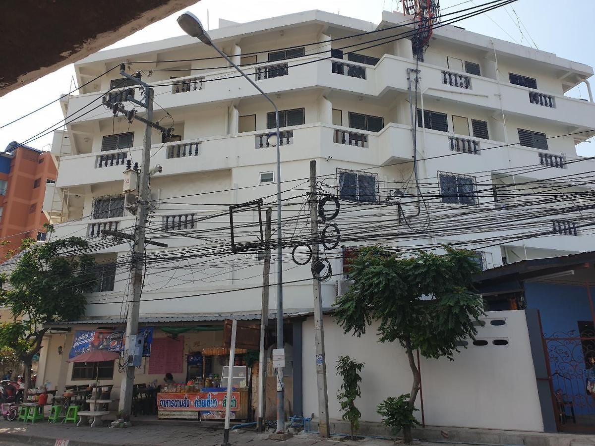 โรงแรม Naza Orchid Pattaya