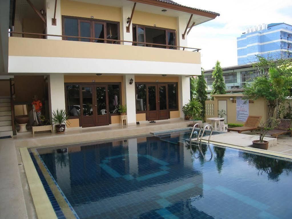 Chaba Garden โรงแรม 2*
