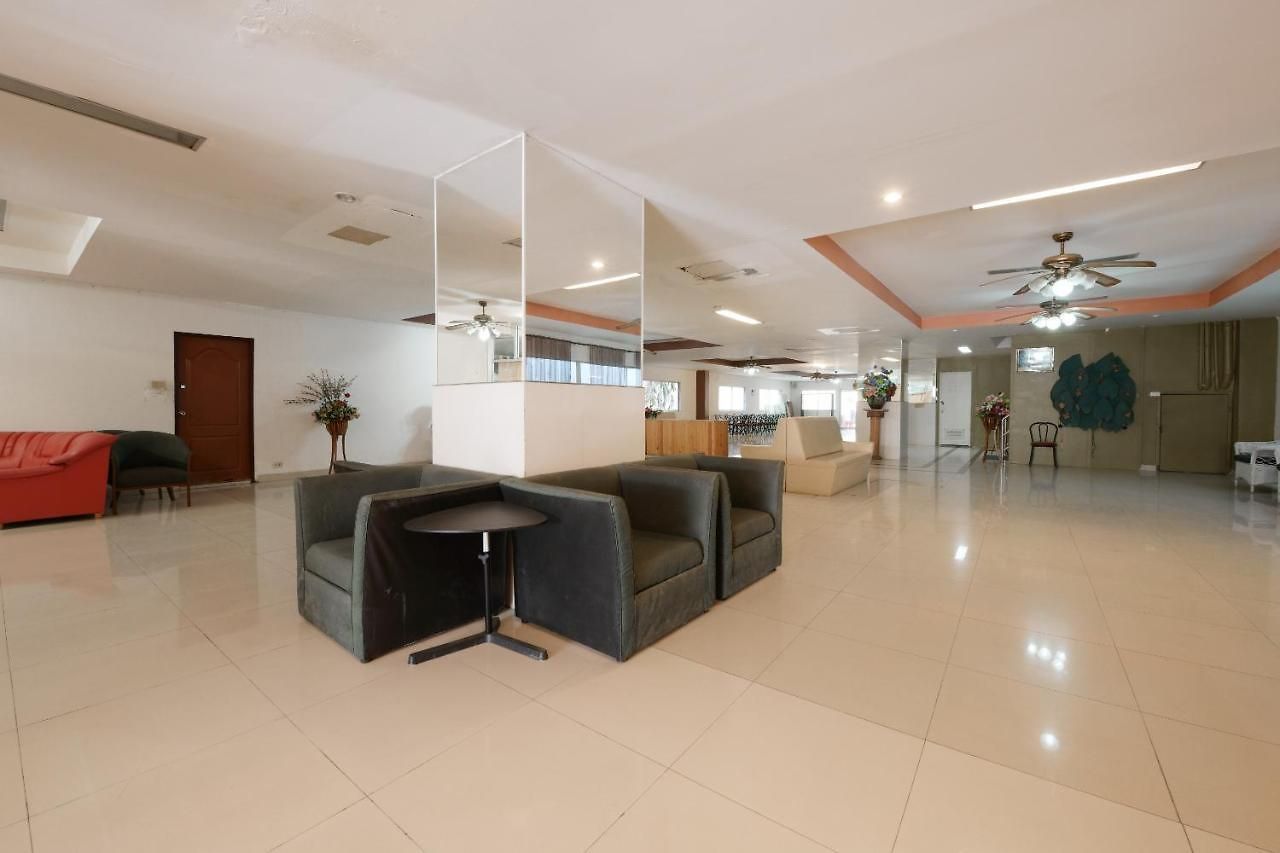 โรงแรม Inter Place 2*