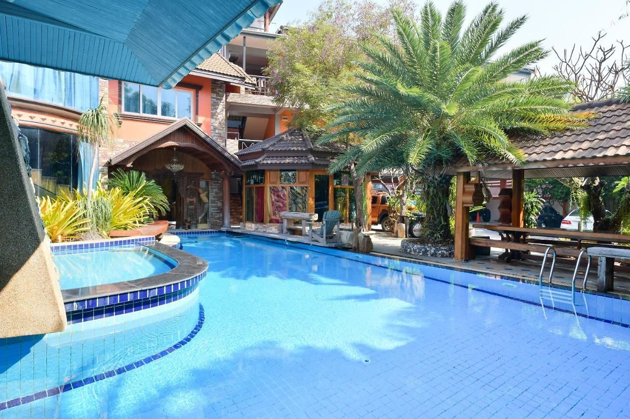 Oyo 549 Maesri โรงแรม