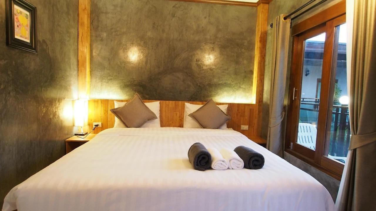 Paradise Land โรงแรม Pattaya