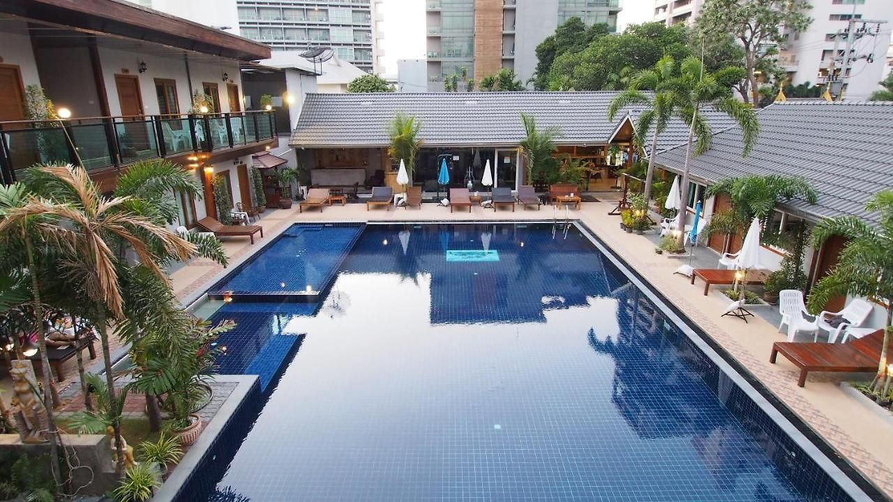 Paradise Land โรงแรม Pattaya