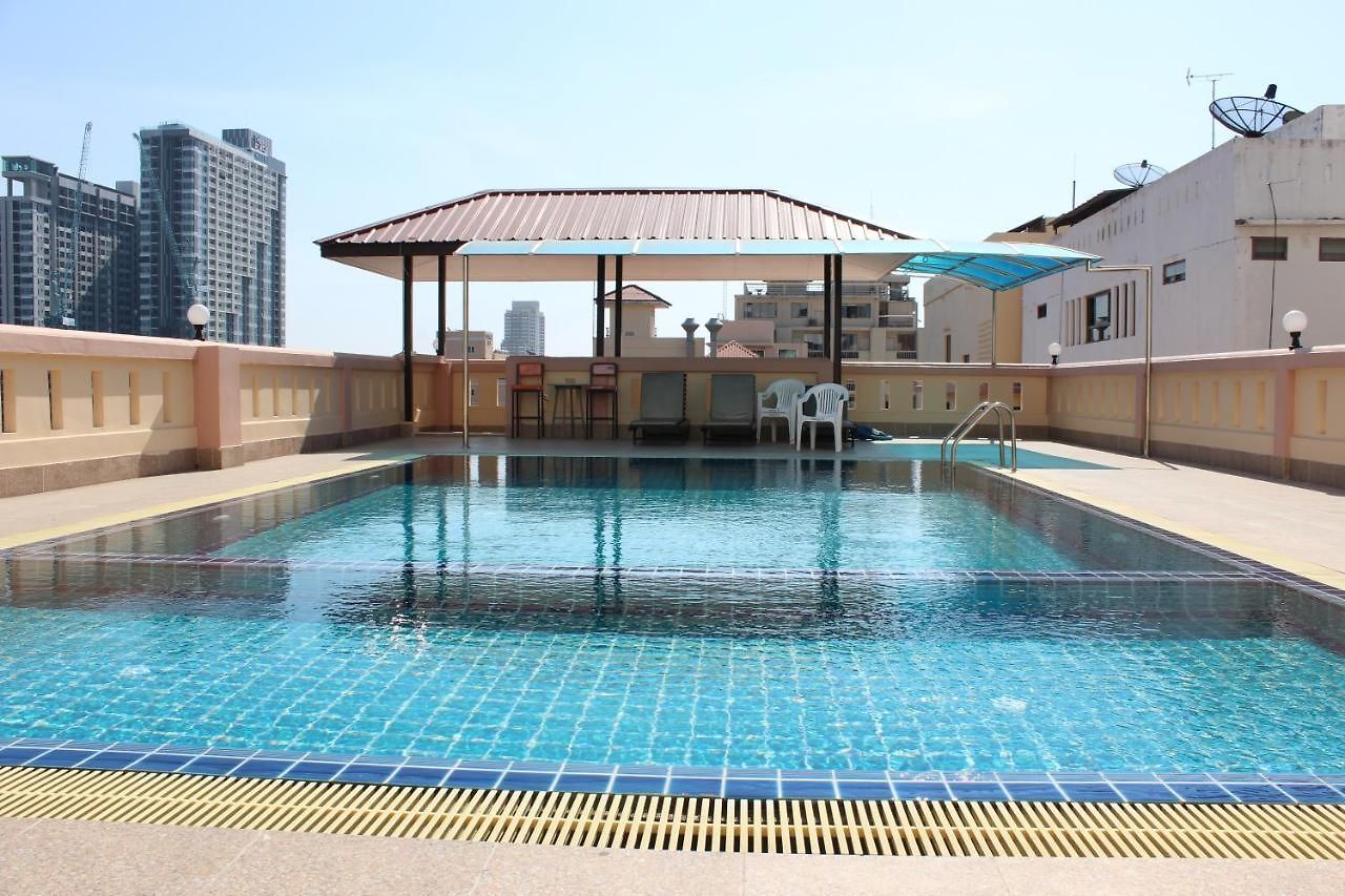โรงแรม เอเอ พัทยา โกลเดนบีช โฮเต็ล 3*