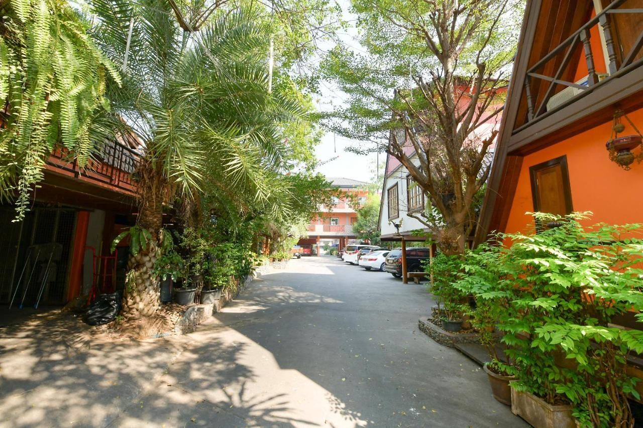 Oyo 549 Maesri โรงแรม