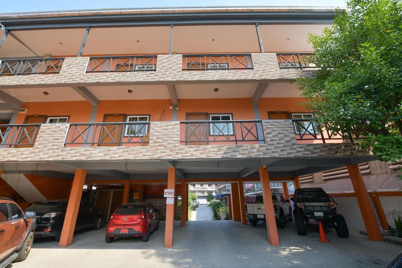 Oyo 549 Maesri โรงแรม 3*