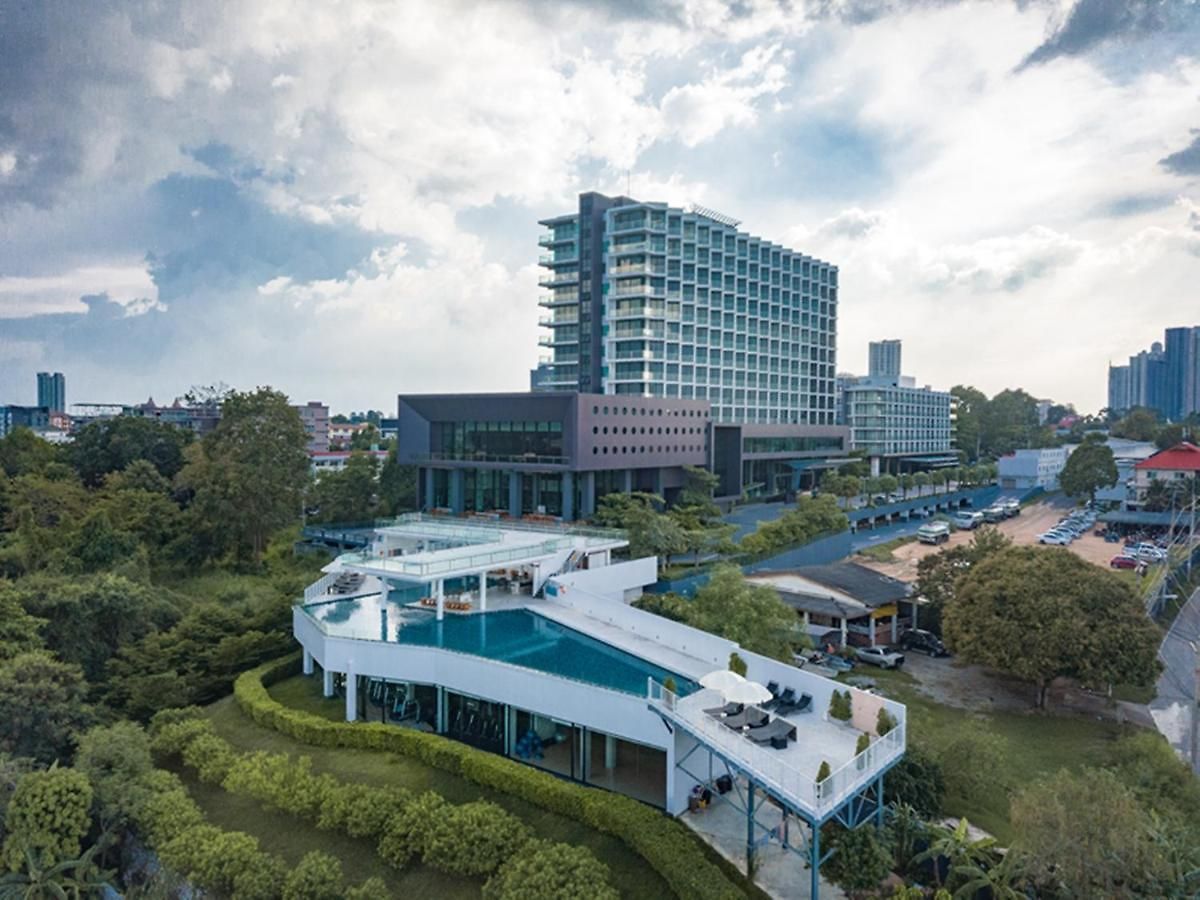 โรงแรม Tsix5 Phenomenal 5*