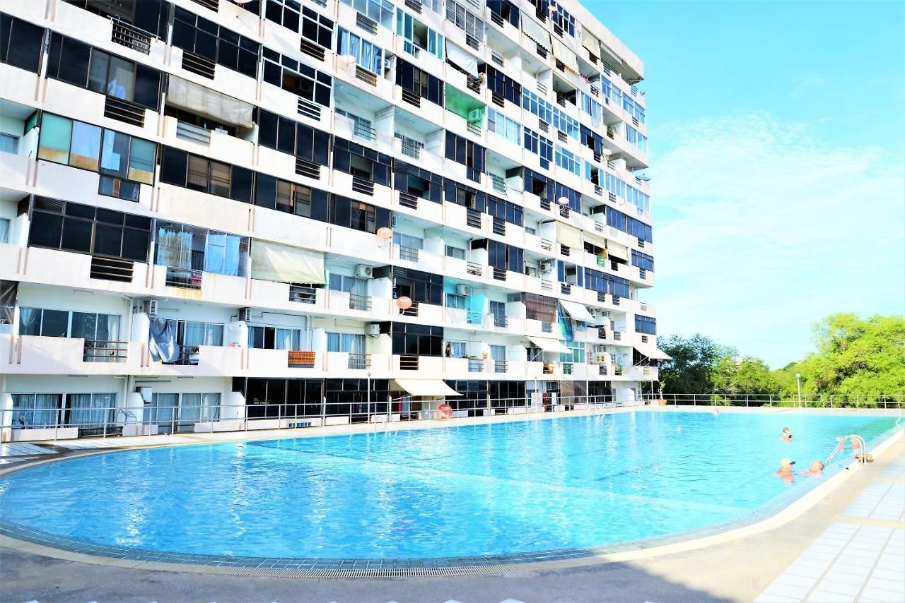 วันหยุดที่บ้าน Plaza Condotel Large Sukhumvit *