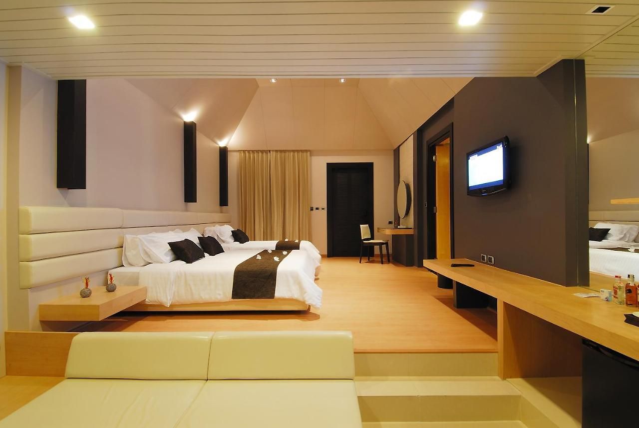 โรงแรม Long Garden & Pavilions