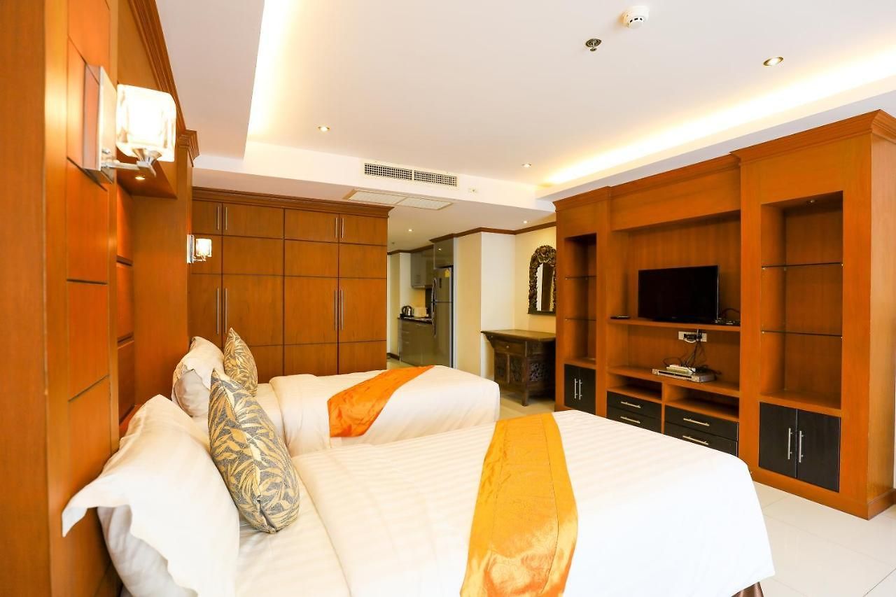 Tara Court โรงแรม 3*