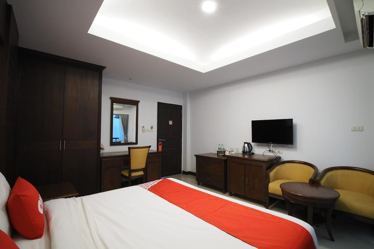 โอโย 898 โสตา เรสซิเดนซ์ 2* Pattaya