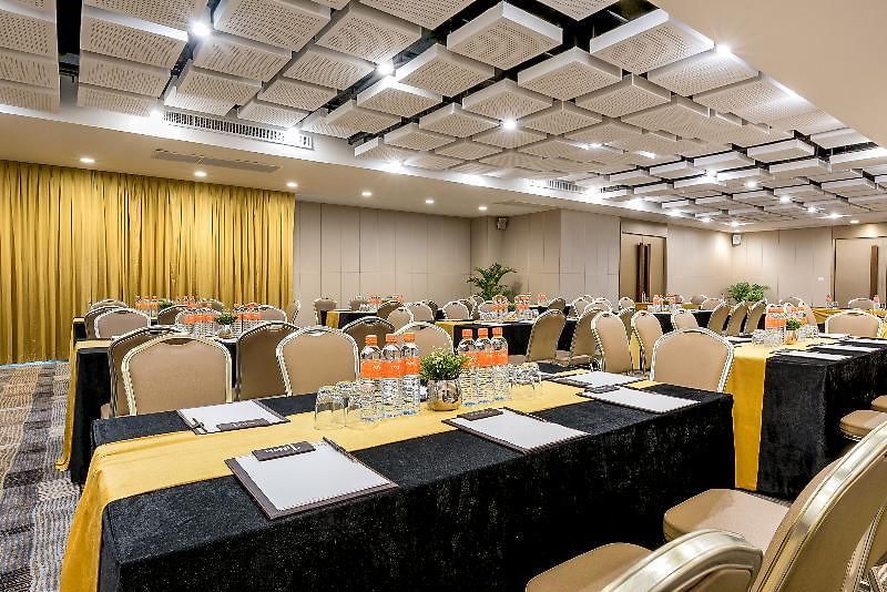 โรงแรม J Inspired 4*