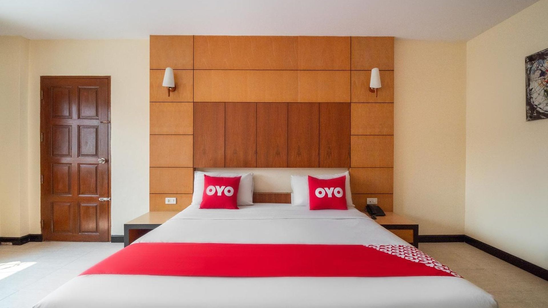 โอโย 882 เดอะมูนไลท์ เซอร์วิสอพาร์ทเมนท์ โรงแรม
