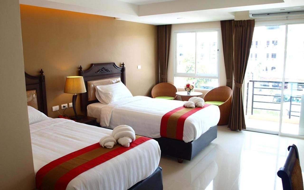 V โรงแรม 3*