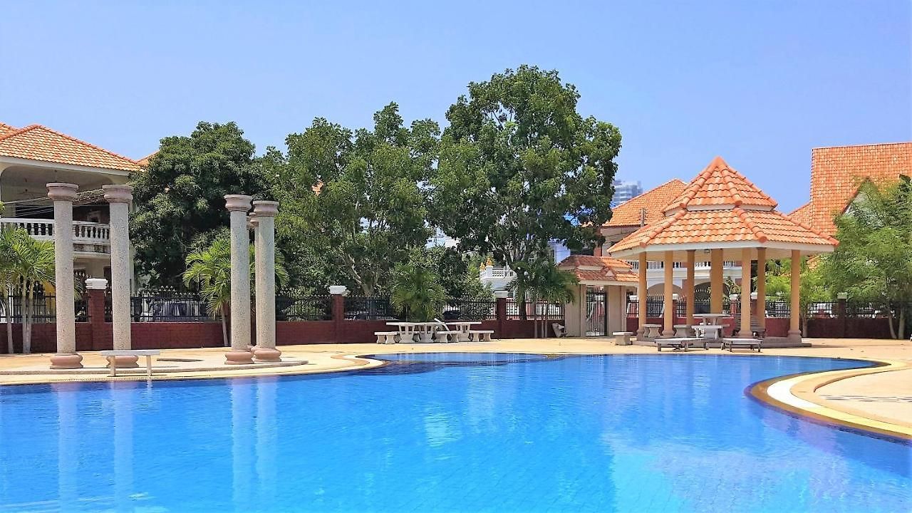 Joopland Luxury Pool Walking Street Pattaya