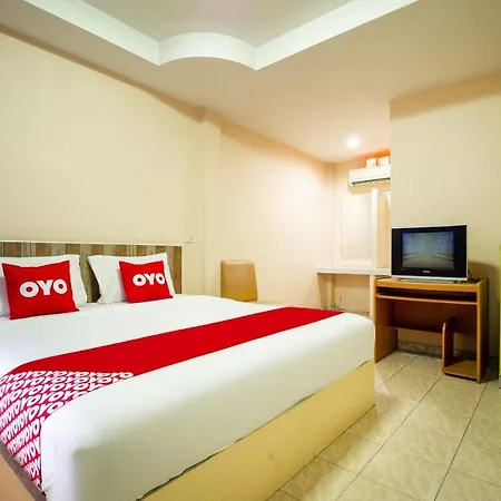 Hotel Vaccinated Staff - Oyo 645 Baan Ruangrungroj Pattaya