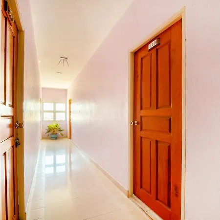 โรงแรม Oyo 1065 Greenery House Pattaya