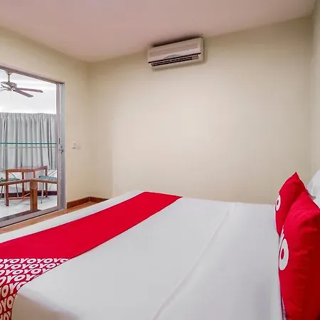 Oyo 1065 Greenery House โรงแรม