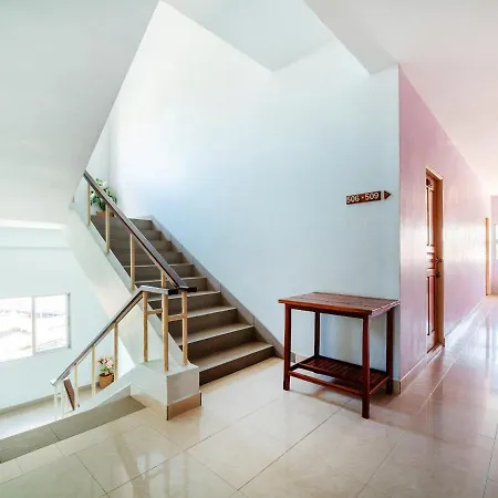 โรงแรม Oyo 1065 Greenery House Pattaya