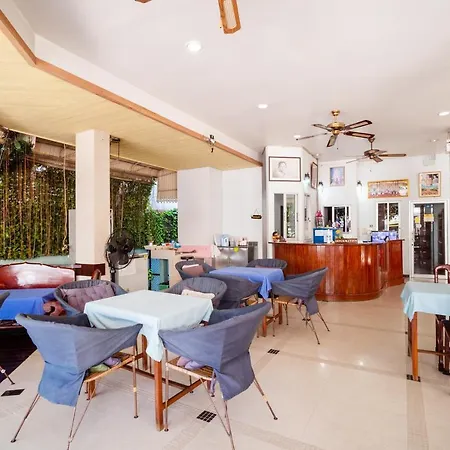 โรงแรม Oyo 1065 Greenery House