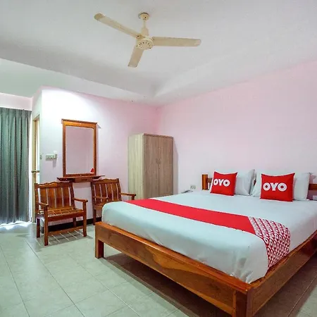 Oyo 1065 Greenery House
