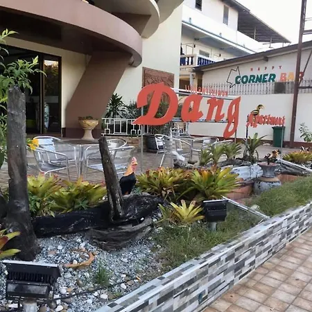 Dee Budget Hotel by Dang โรงแรมดีบัดเจดโฮเทลพัทยาบายแดง อพาร์ตโฮเทล Pattaya