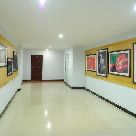 Suppamitr โรงแรม