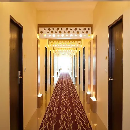 โรงแรม Suncity 4*