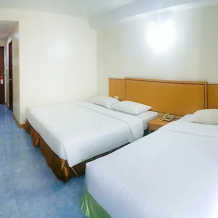 โรงแรม Eastiny Place