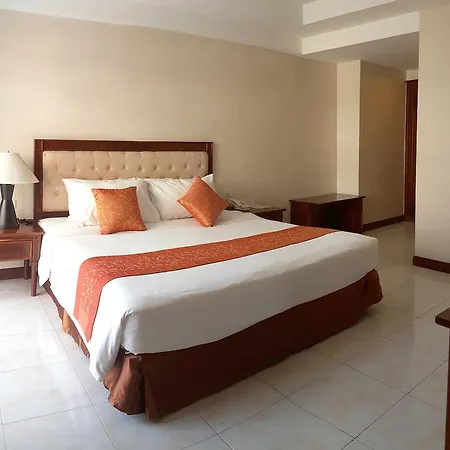 โรงแรม Eastiny Place