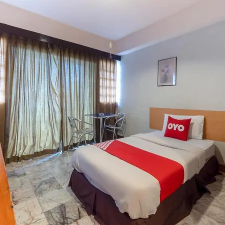 Hotel Oyo 75316 Capital 2*