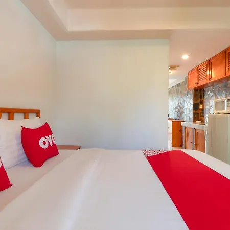 Oyo 75316 Capital Hotel 2*