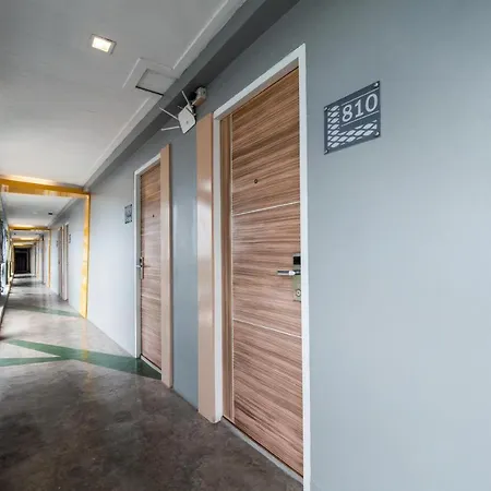 Oyo 1126 Curve Boutique 3*