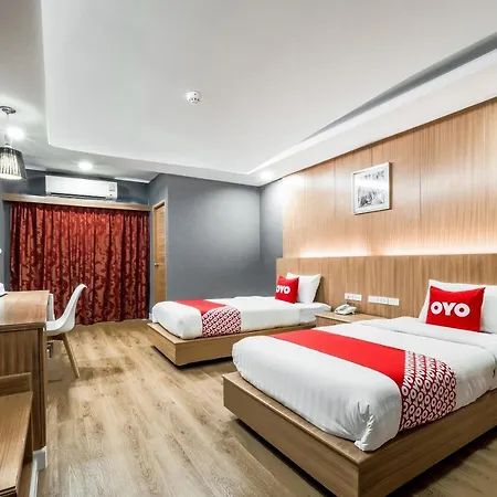 Oyo 1126 Curve Boutique Pattaya