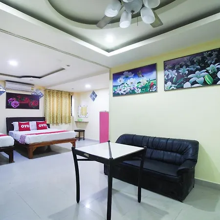 โรงแรม Khanidta