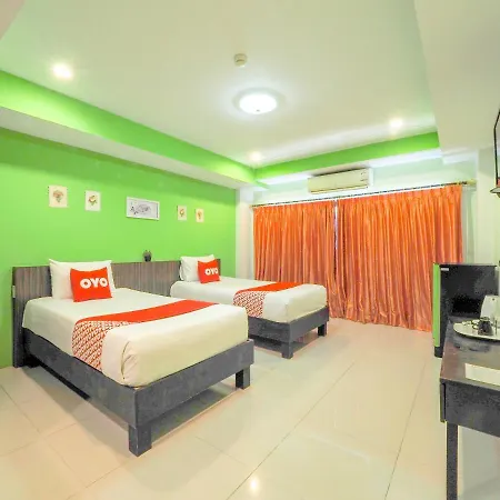 Oyo 75367 Ud Pattaya Hotel 4*