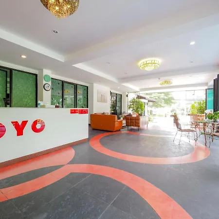 Oyo 75367 Ud Pattaya Hotel