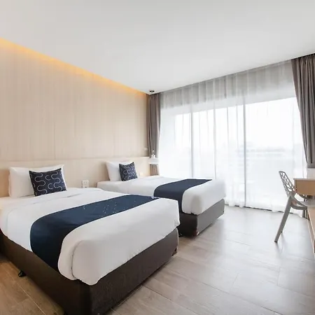 โรงแรม Blooming Hill Boutique 4*