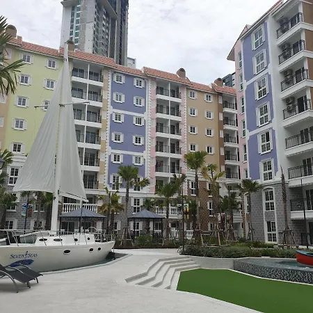 By Polla Jokul โรงแรม Pattaya