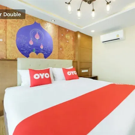 Oyo 458 Nakorn Siam Boutique โรงแรม 2*