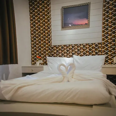 Fortune Sapphire โรงแรม