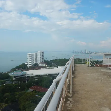 Sea View By Pierre อพาร์ตโฮเทล
