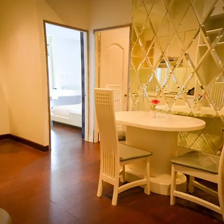 Fortune Sapphire โรงแรม 2*