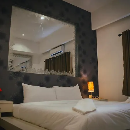 โรงแรม Fortune Sapphire