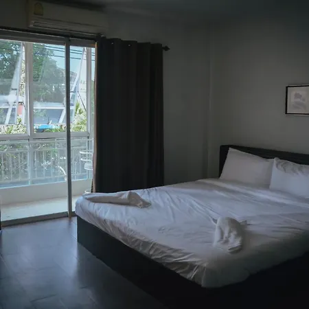 Fortune Sapphire โรงแรม