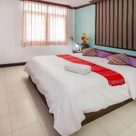 Rosa With Private Pool And Jacuzzi 100m To รีสอร์ท Pattaya